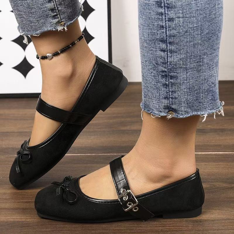 Women's European and American square- toed flat single- shoes. New 2025 Women's Mary- Jane shoes with bows, featuring a French evening style