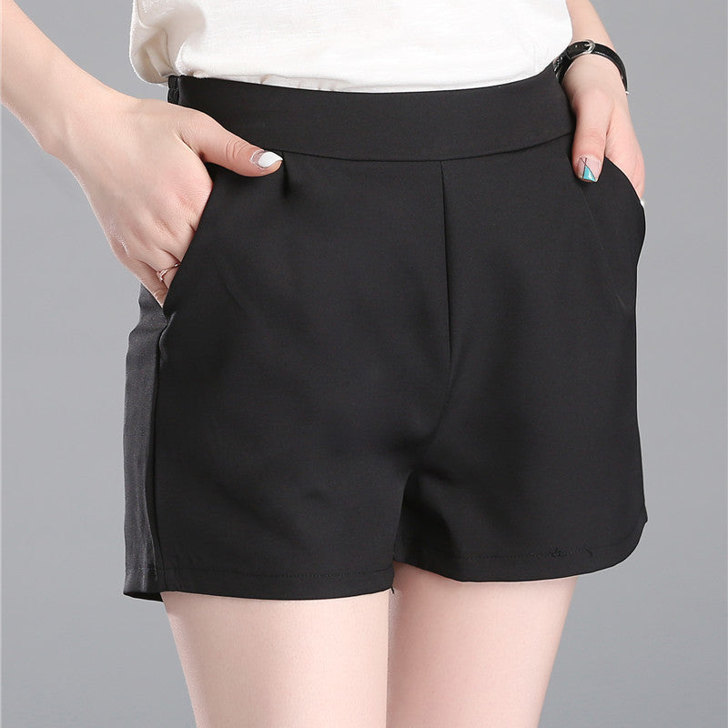 Effortless Summer: The Casual Shorts Edit Secondary image