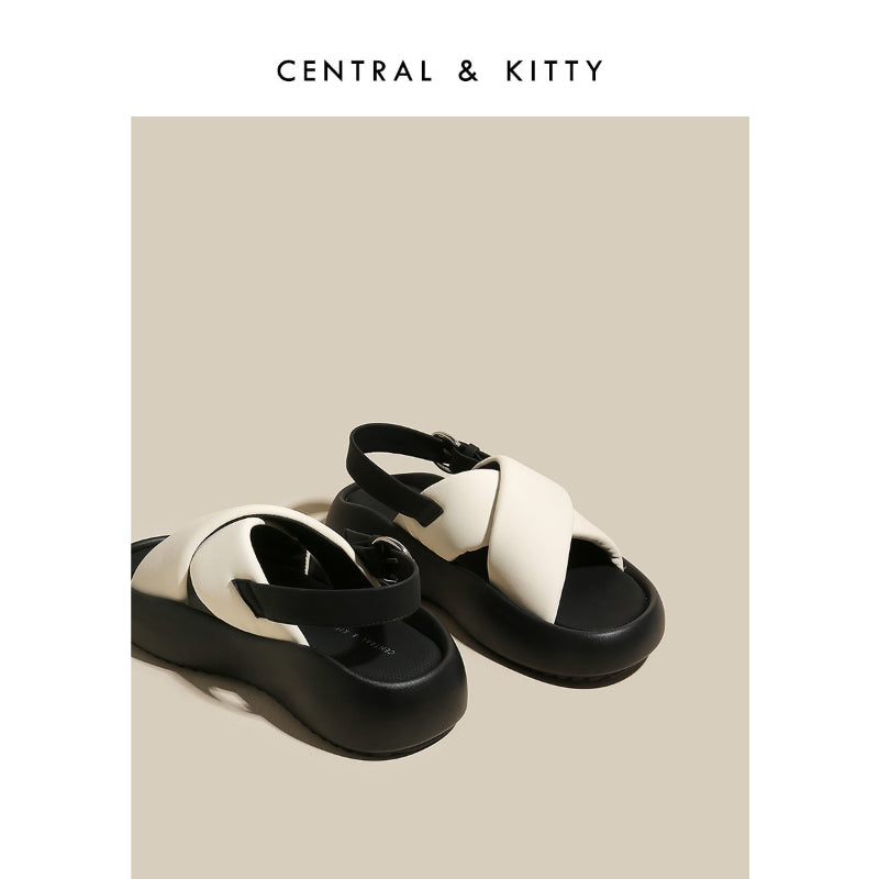 New Summer Casual Sandals for Women with Thick Soles, Featuring Cross Straps And a Bubble Bread Design, Perfect for The Beach in 2024